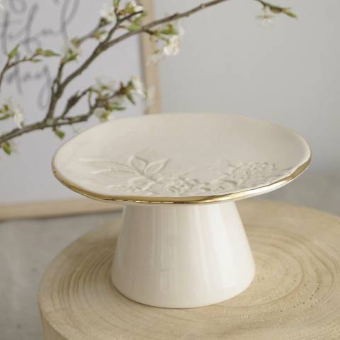 Small cake stand