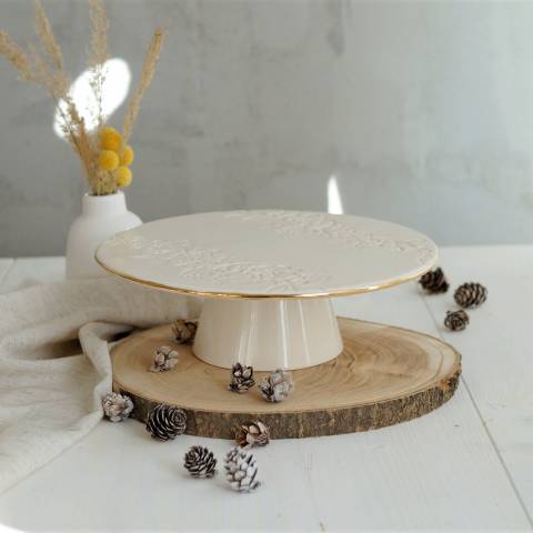 Bella cake stand